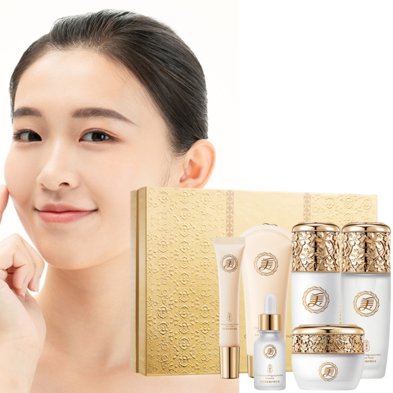 Luksusowy zestaw esencji pielę – Luxury Skincare Kit recenzja i cena
