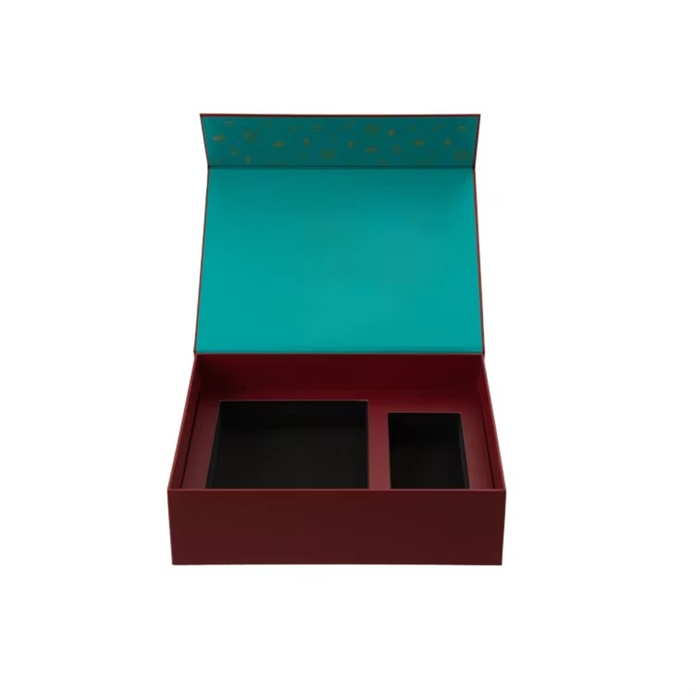 Luksusowe, personalizowane pud – Luxury Skincare Gift Box recenzja i cena